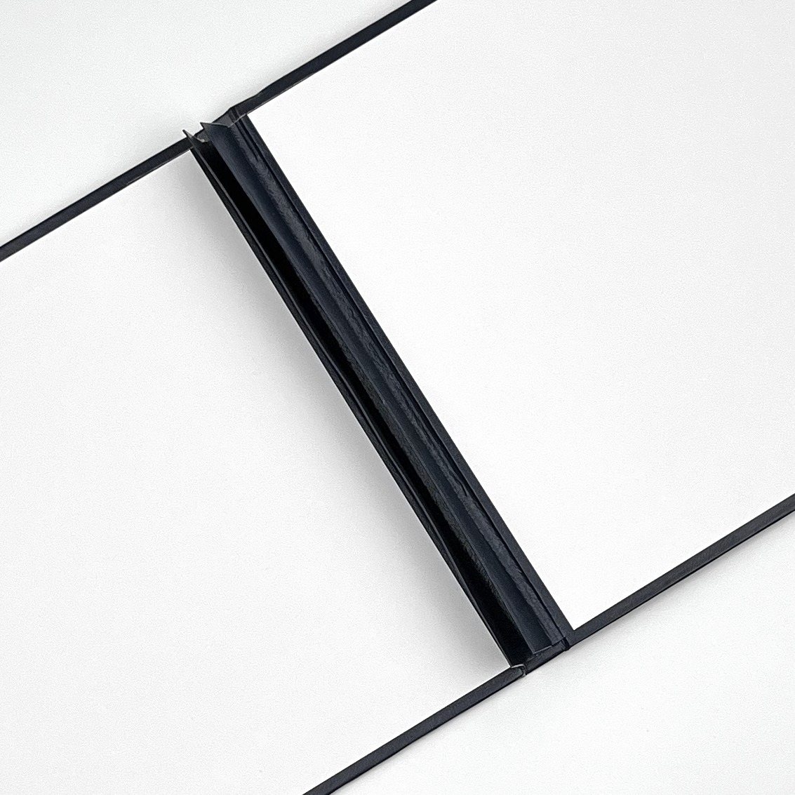 Тверда обкладинка для журналів та книг обліку. . 